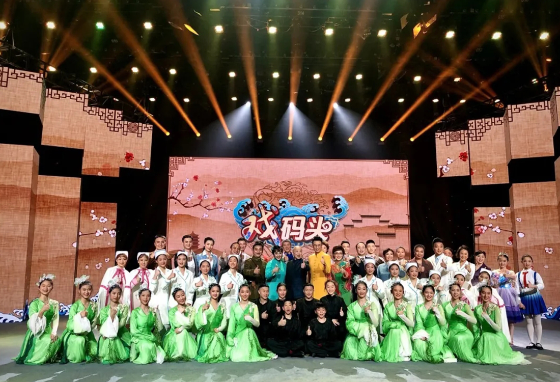 �Ƹ�����ѧУ