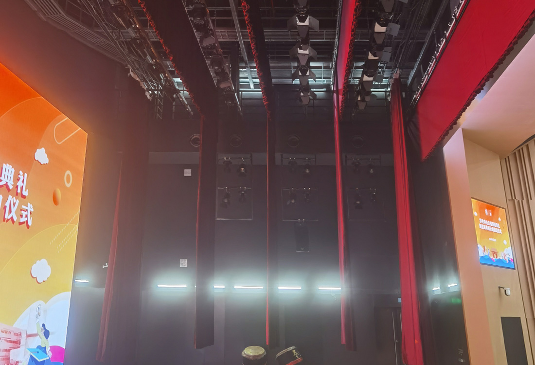 �Ϻ���ͨ��ѧѧ������